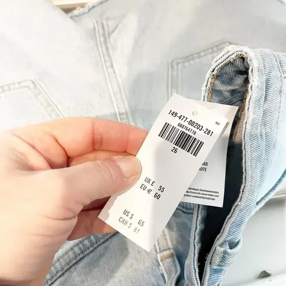 Abercrombie & Fitch High Rise Curve Love Dad Shorts Light Wash Blue 26 / 2 - Picture 2 of 5